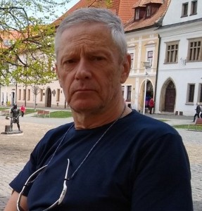 Marek 1-crop